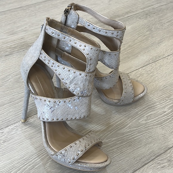 BCBGMaxAzria Beige Gold Studded Zip Up Stiletto—4.5”Heels —Size 8B— - Picture 2 of 12